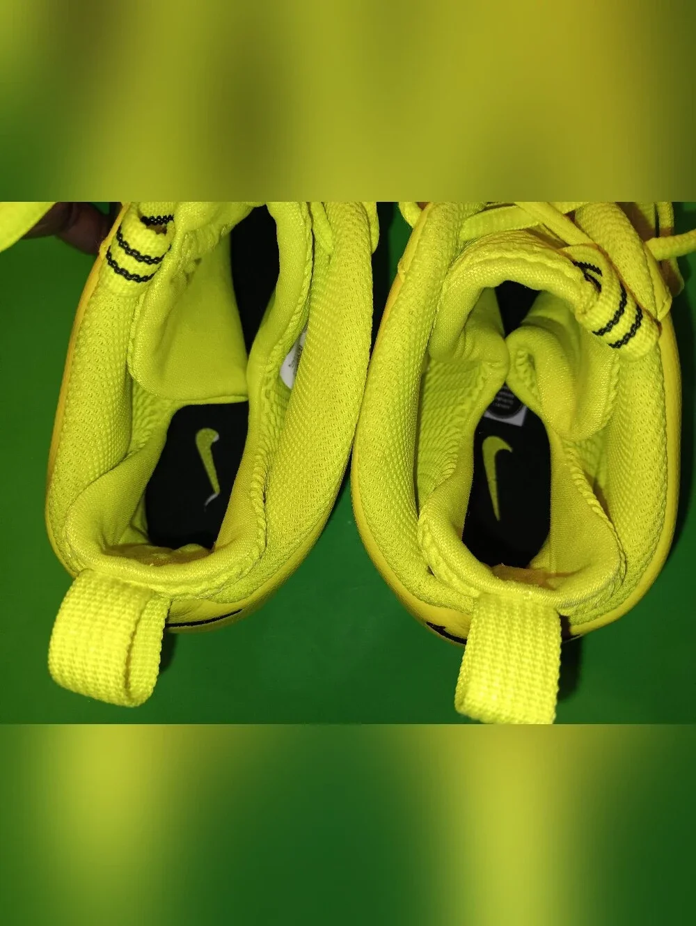 Nike Air Foamposite Pro Volt Green/Neon Shoes (CW1593-702)Preowned Youth Size 7